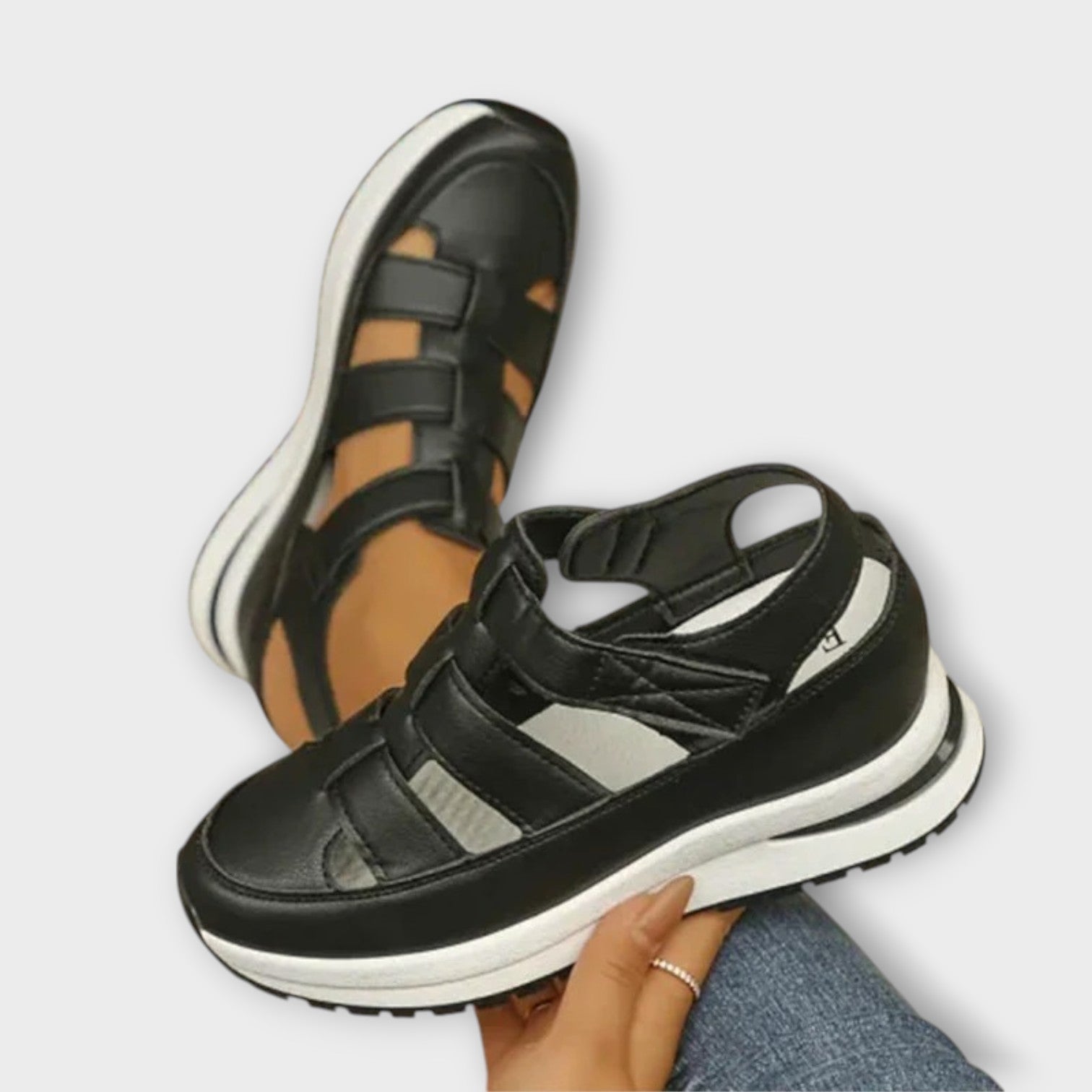 Black / 9